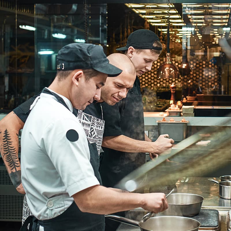 metier.decouvrir.soustitre.commisdecuisine